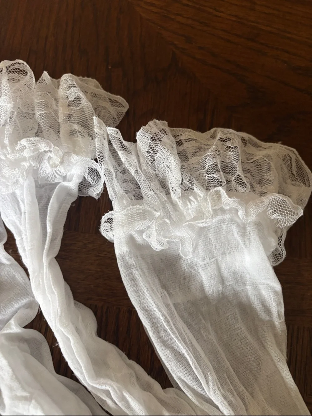 N/A sheer white